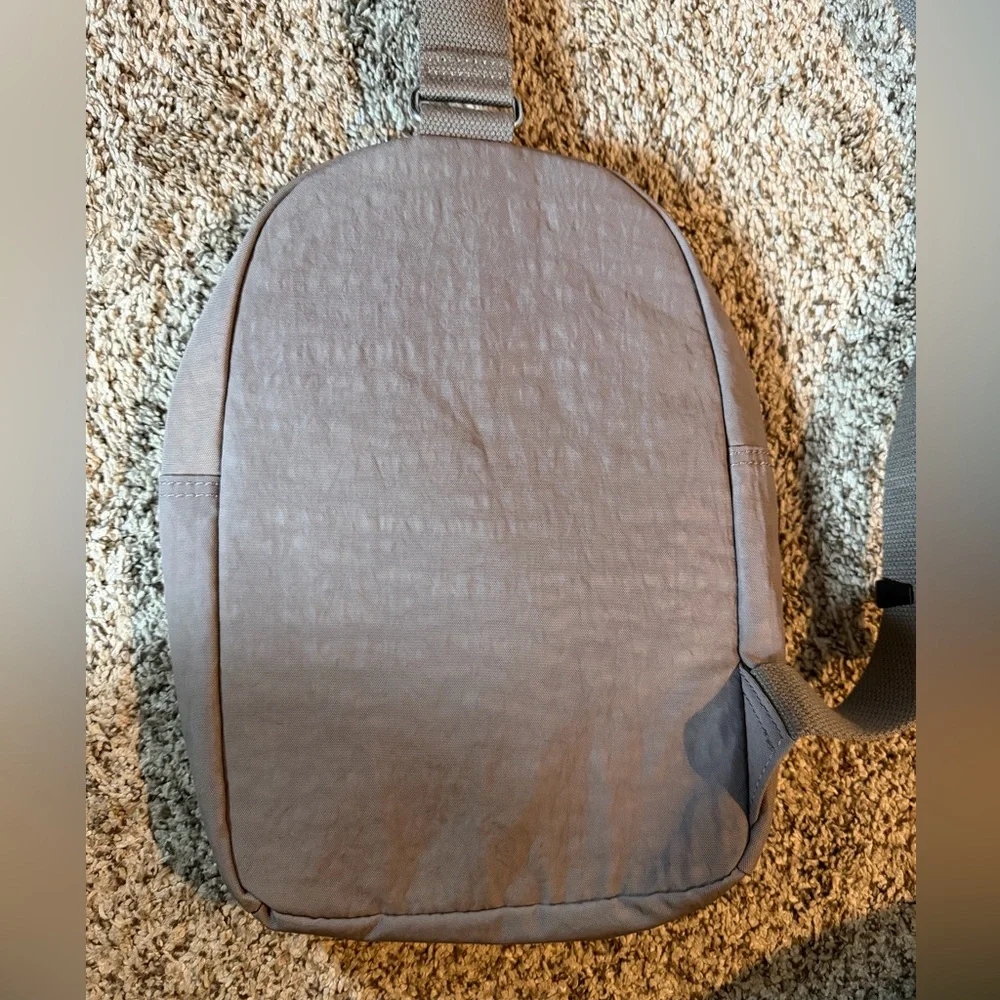 Kipling single shoulder backpack - Picture 3 of 6